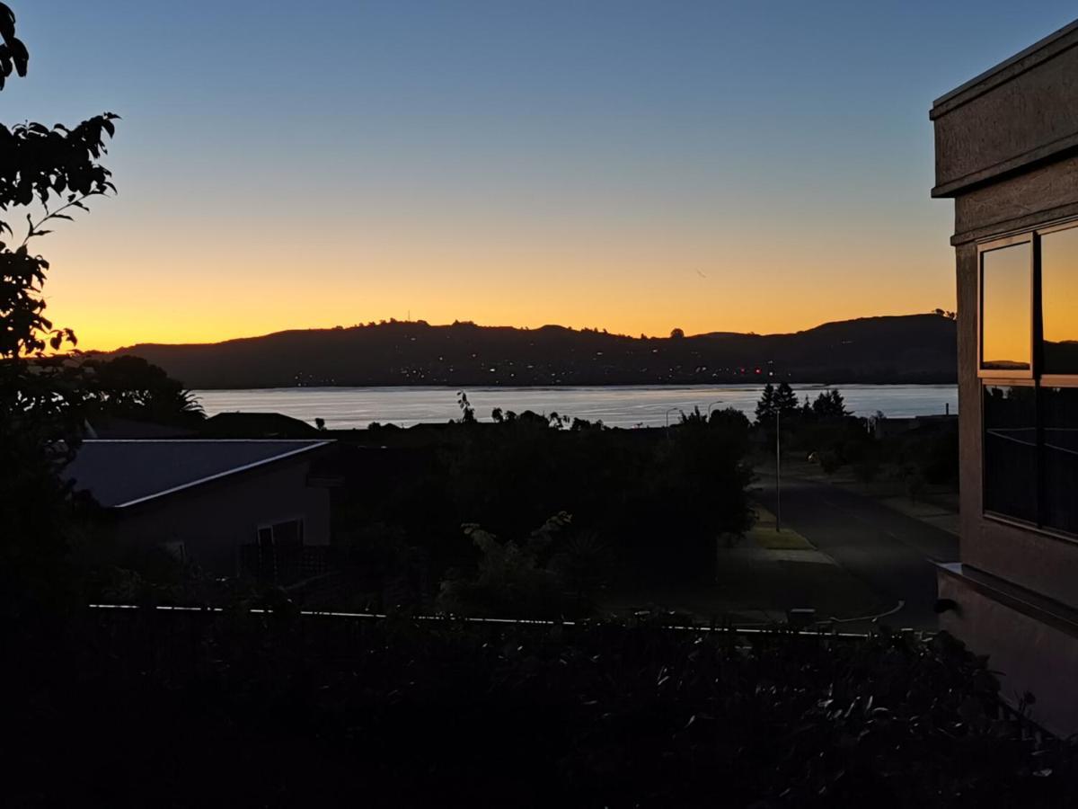 Lake Taupo Holiday Home Exteriér fotografie